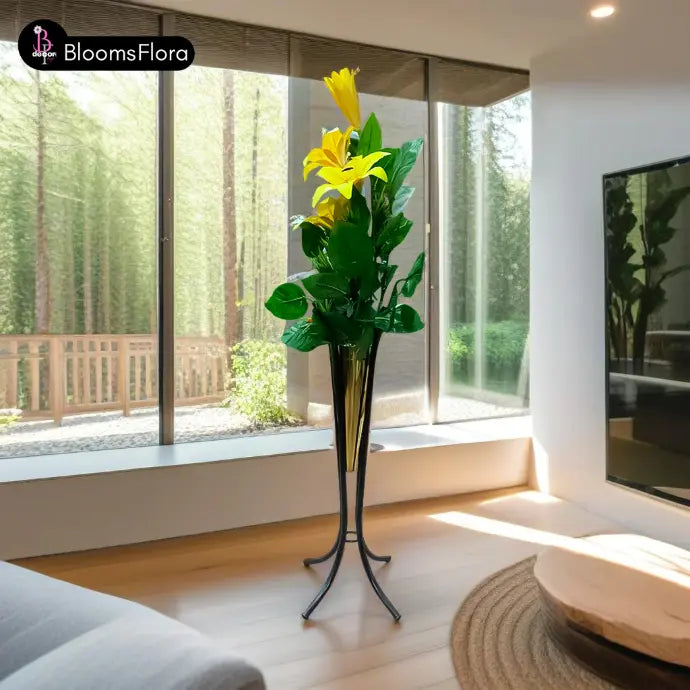 🌿Metal Golden Grace Lily Tower