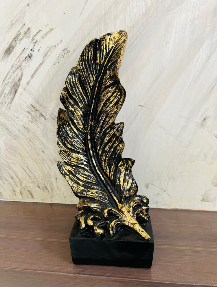 Golden Feather Elegance™ 🪶✨ – 13 Inch Height | 5 Inch Width